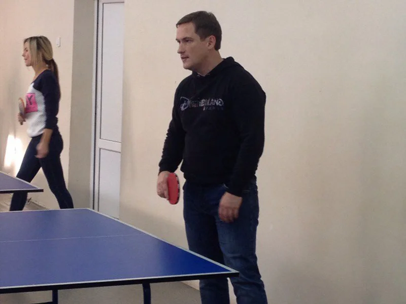 Состязание по настольному тенису среди сотрудников компании Brandmaker — иллюстрация 4